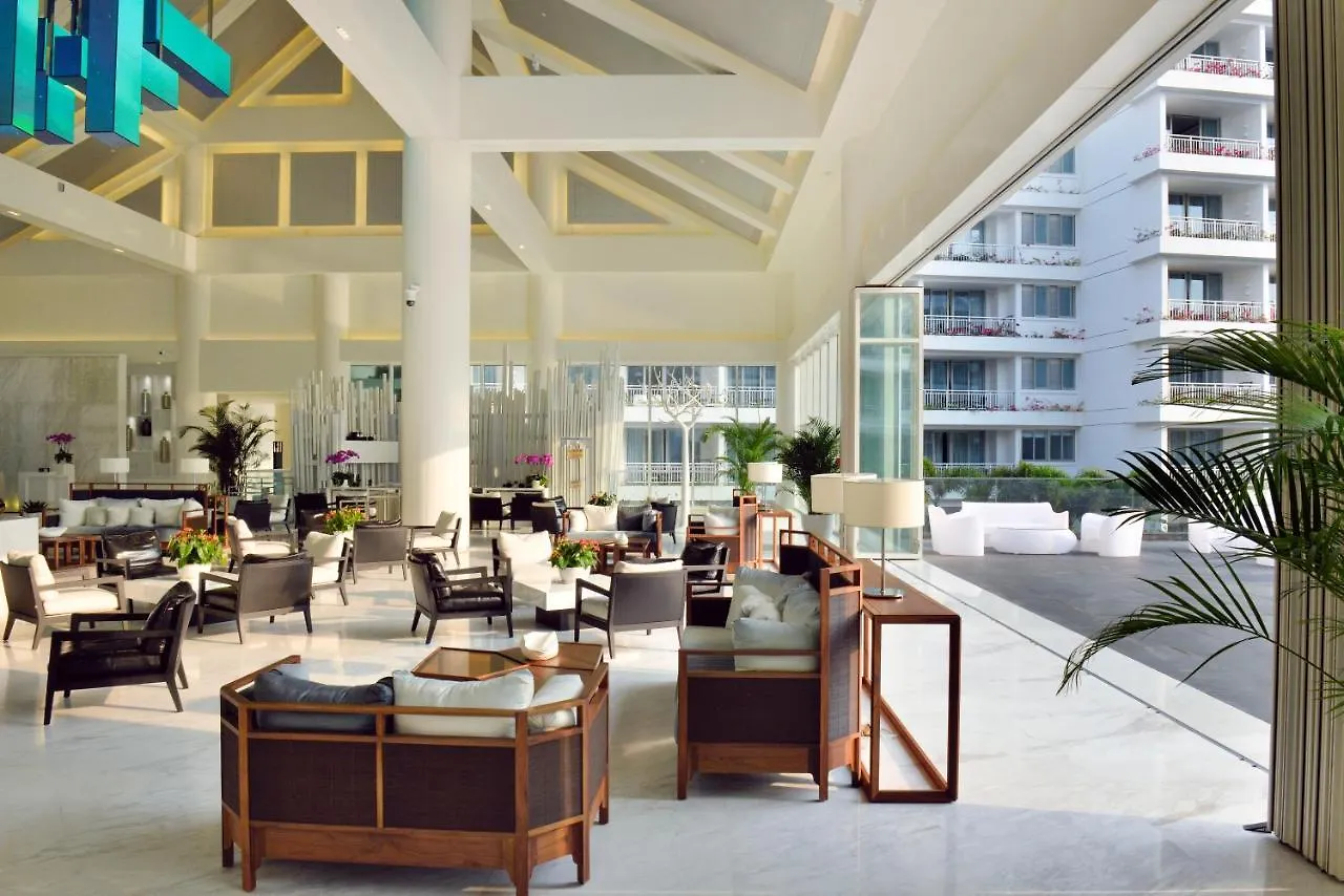 Palace Resort Yalong Bay 싼야 5*,  중국